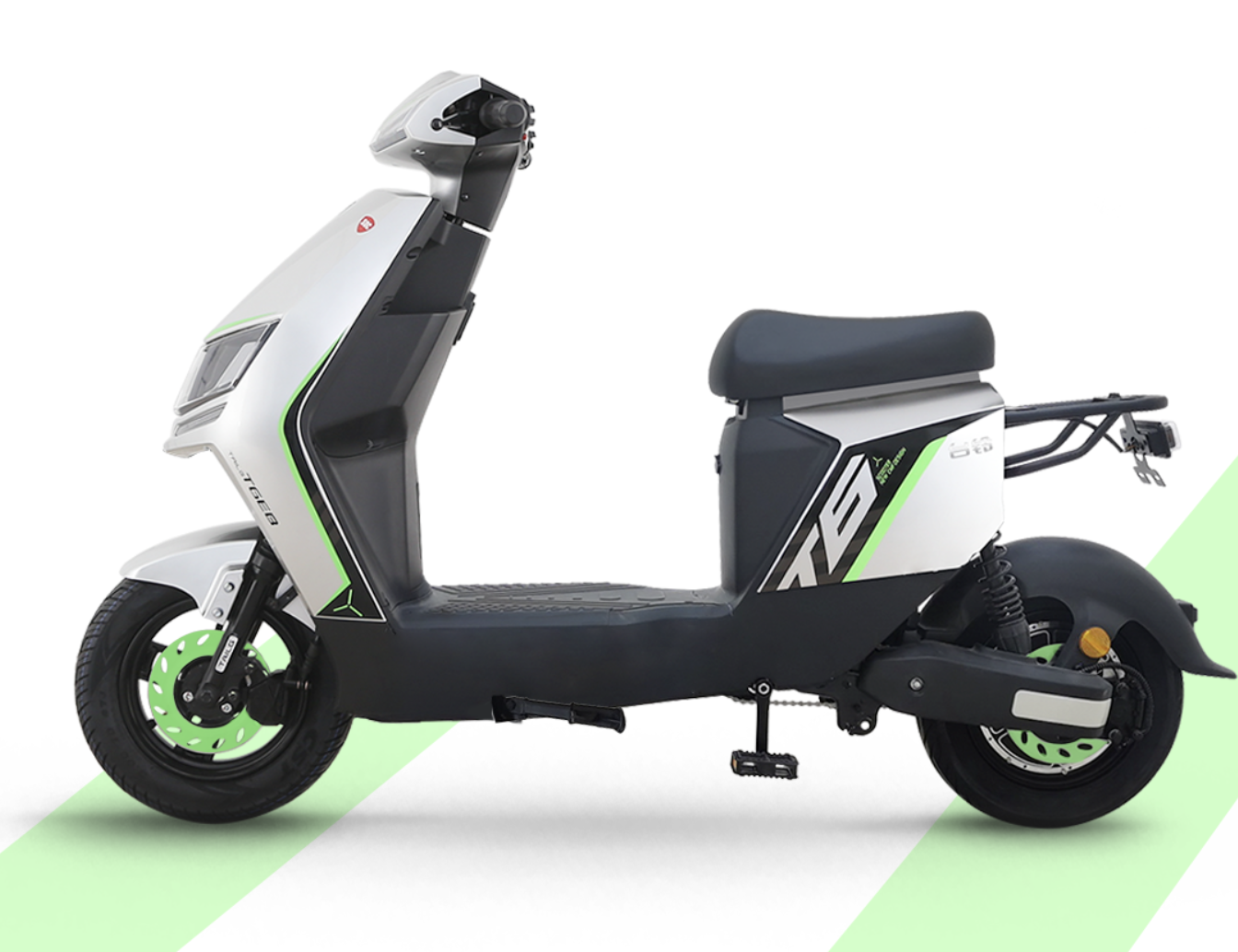 台铃发布新款电动车,造型酷炫,还配半热熔胎,久骑不累!