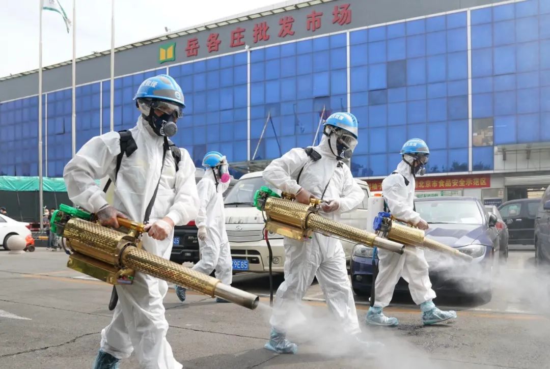 新冠肺炎通宵消杀!北京全城食品交易市场、餐饮商超防疫无缝隙