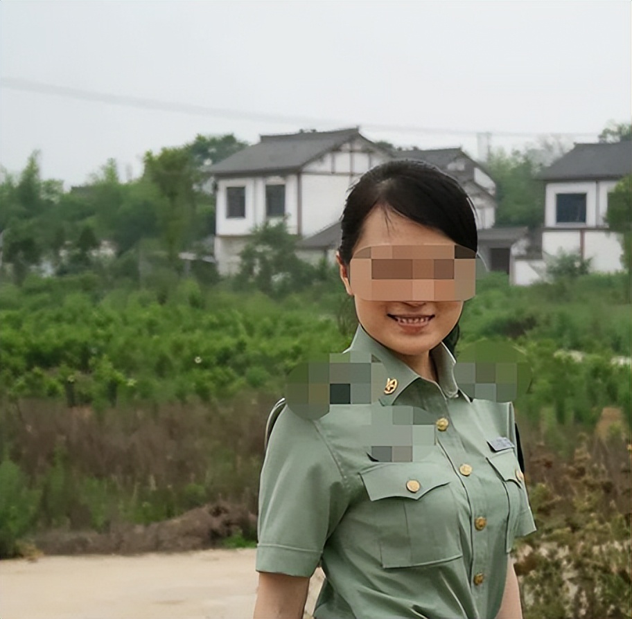 云南"美女厅长"罗敏,把生殖器当"升职器",被三位领导共享