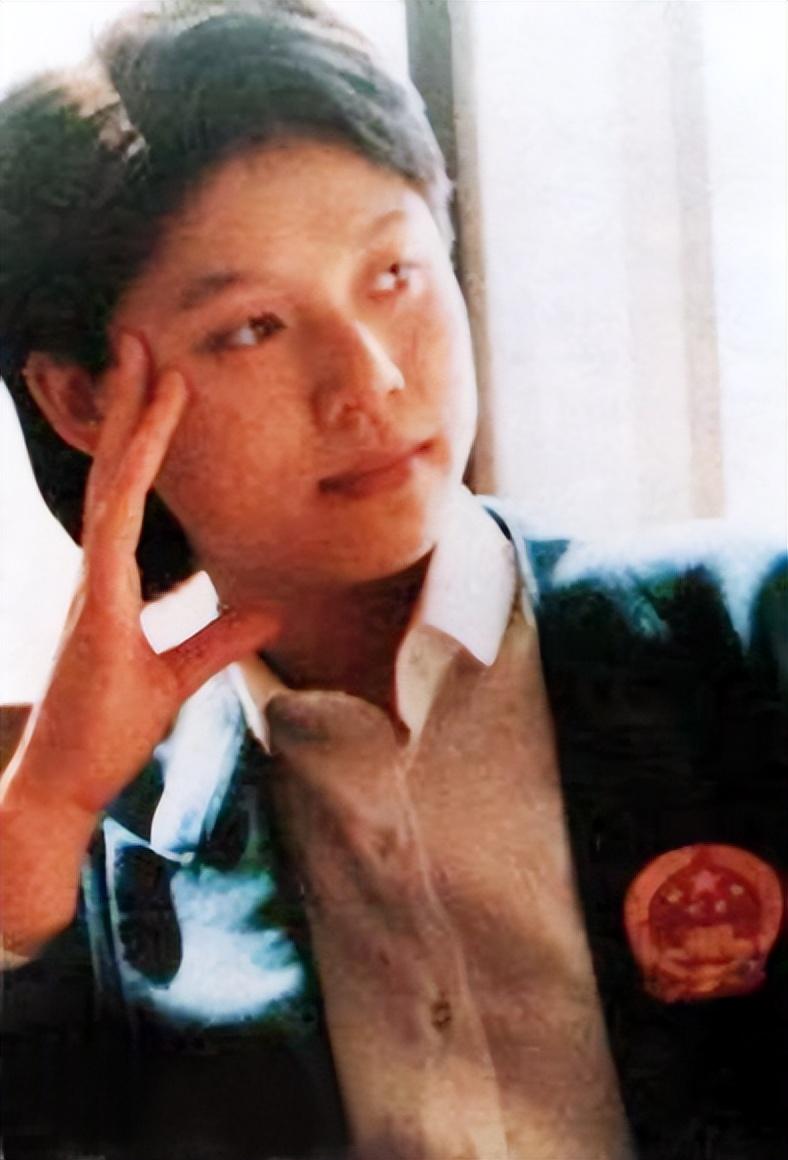 "怪球手"陈子荷:乒乓情缘不浪漫,"妇唱夫随"是风景