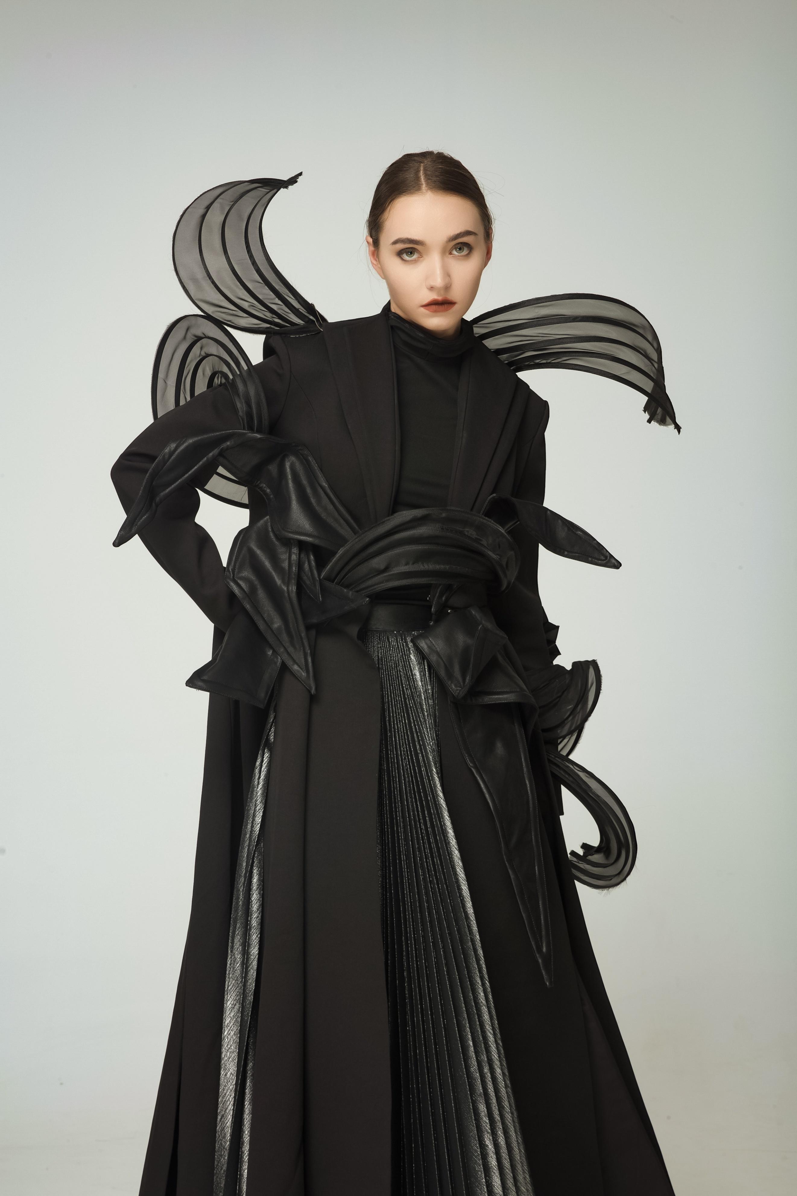 服装设计师薛子琪:由科幻小说《北京折叠》启发下的服装设计