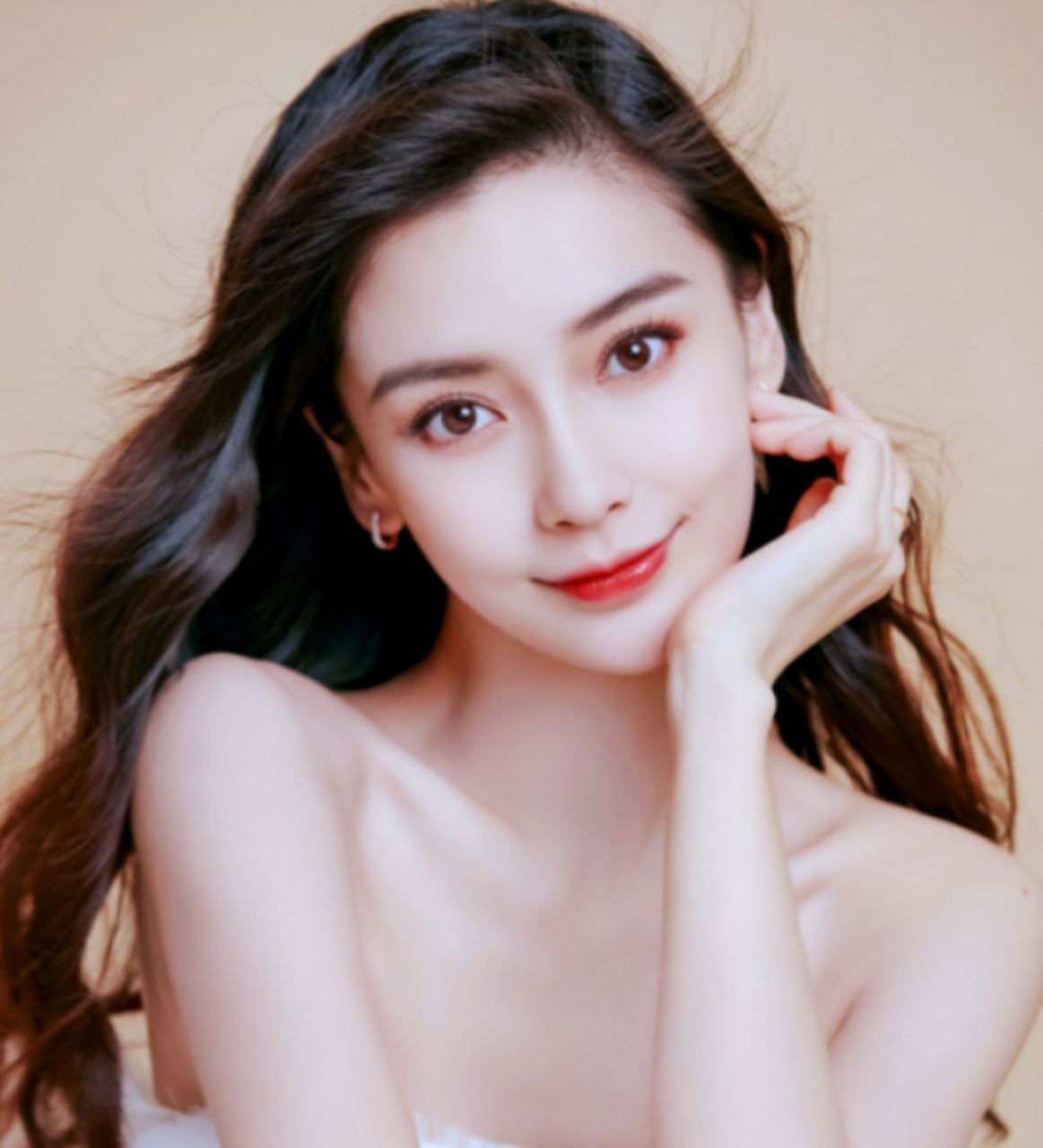 五五分身材杨颖,说到angelababy,大家都觉得她不光有着姣好的面容