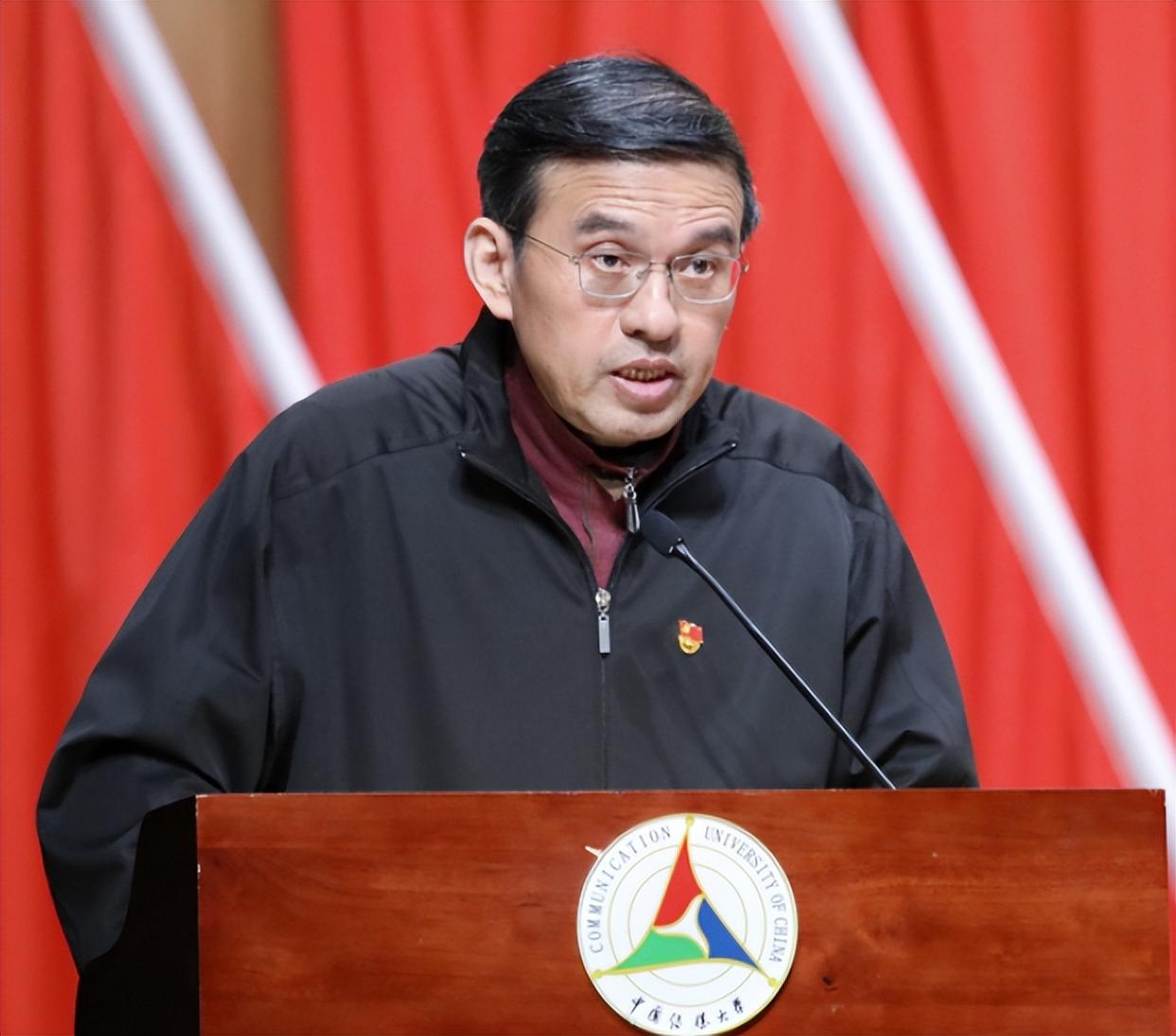 原央视主持人王志履新,任985高校副校长 央视名嘴王志