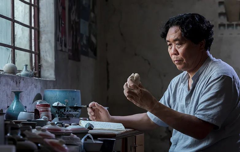 中国工艺美术大师钧瓷大家孔相卿谈中原陶瓷如何重归c位?