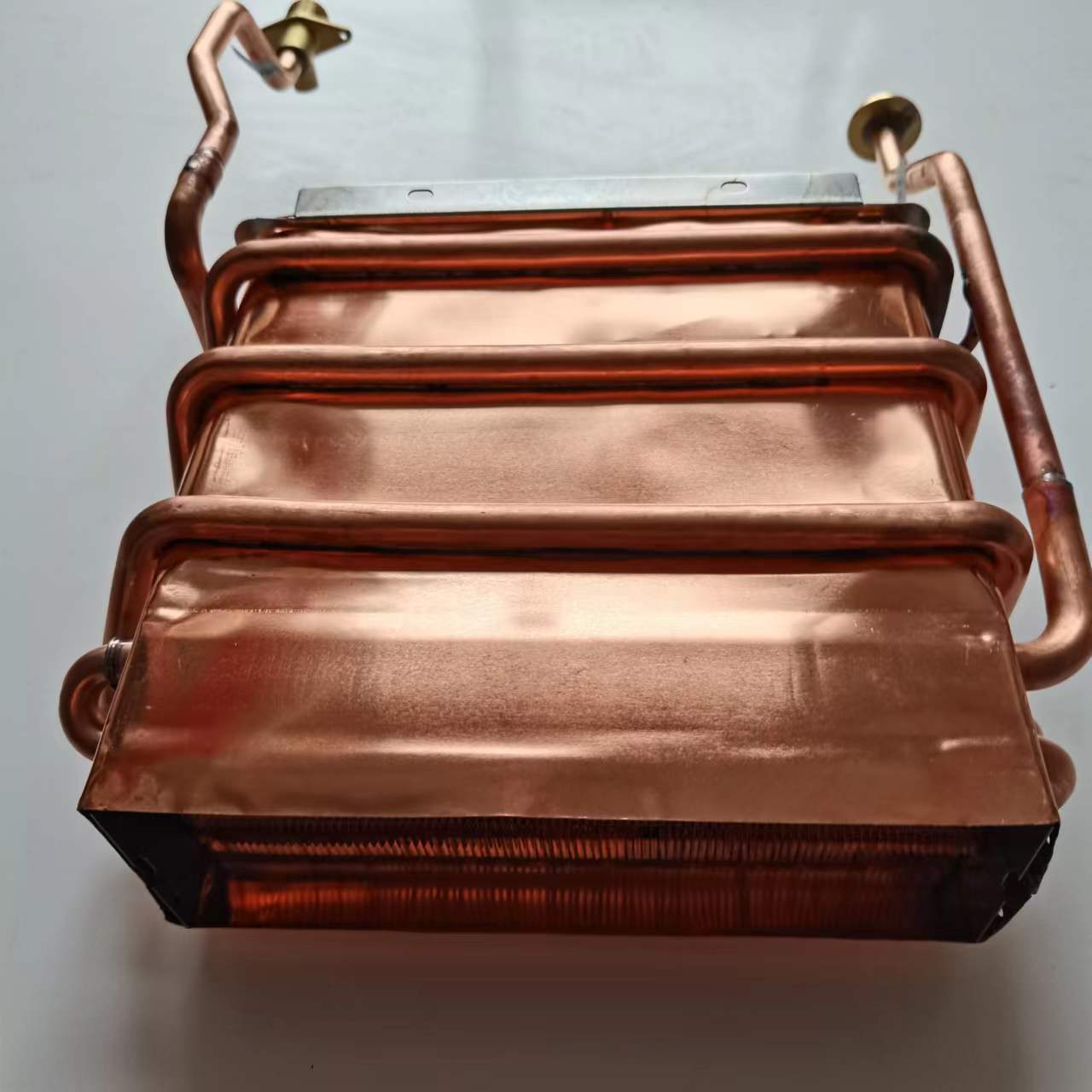 选什么样的热水器比较实用?2023年家用热水器选购攻略!