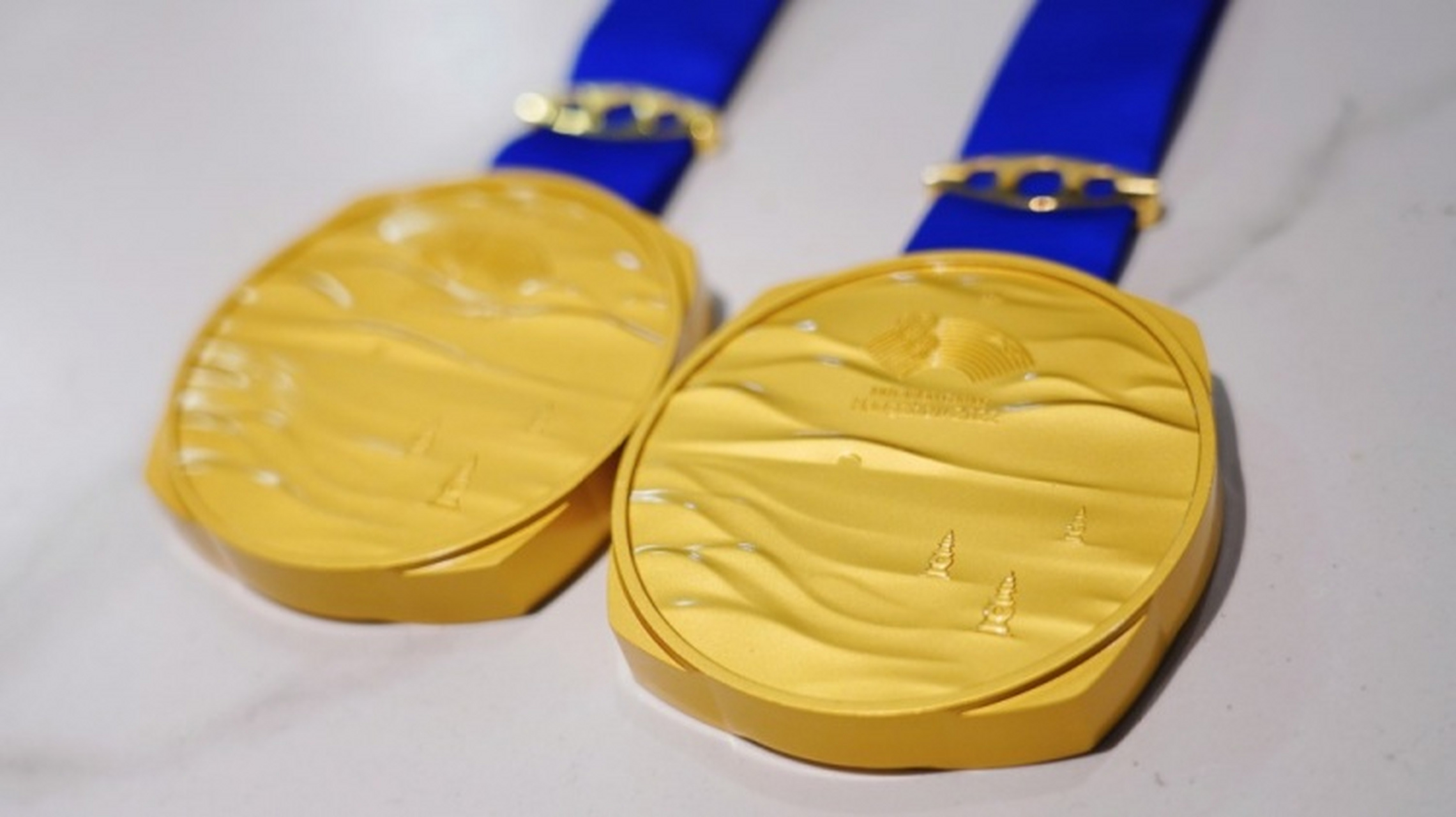 竞燃是你# 国队夺得杭州第19届亚运会电子竞技-王者荣耀项目金牌