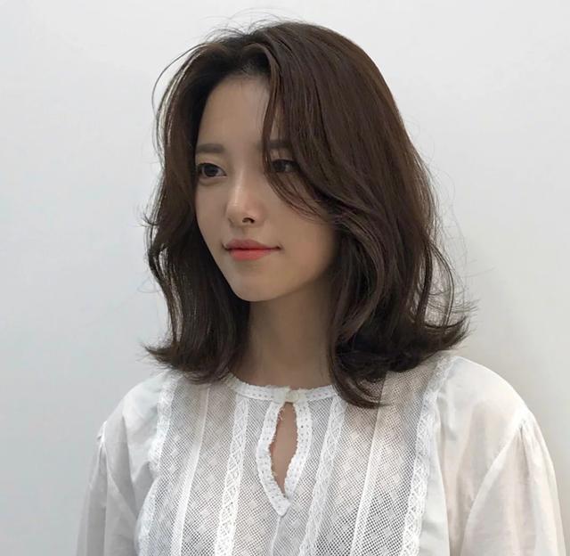 韩国超火的仙气发型,难怪人家甜美,尤其圆脸女生,太适合