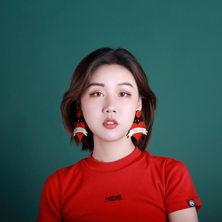 深夜徐老师:从月薪800到千万网红,因坐拥"油田"受关注