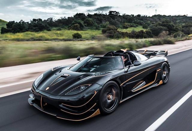 唯一的科尼塞克金凤凰,买了5个月转手赚1300万,尾翼就值280万!