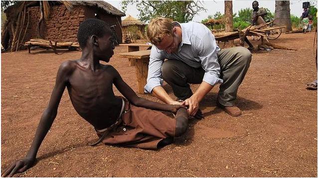 恐怖寄生虫重新侵袭人体,几内亚龙线虫卷土重来?2020我们不平凡