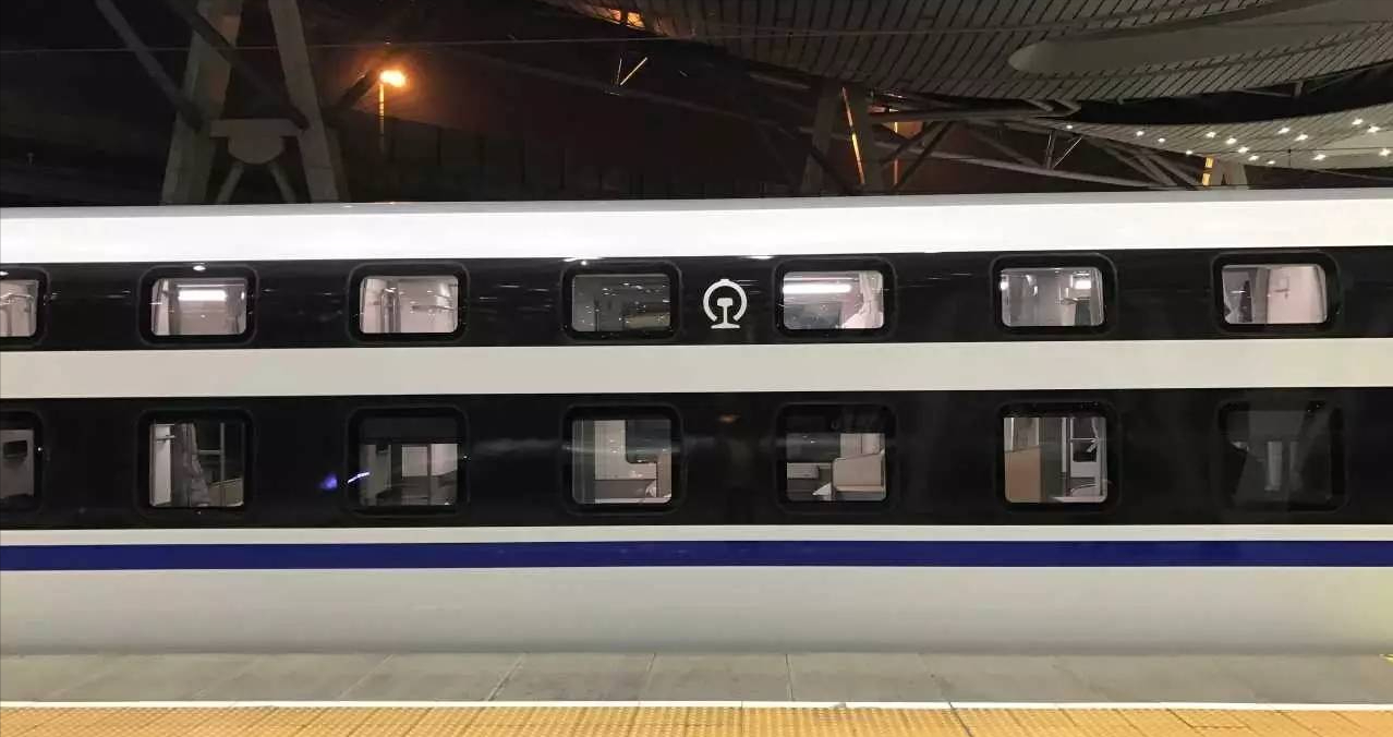 中国双层软卧高铁,内部设施让人惊艳!