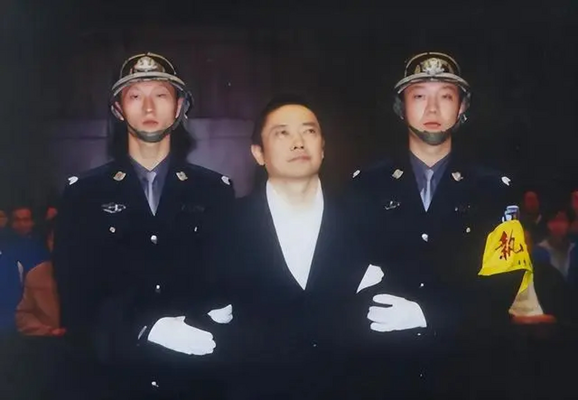 李玉书,这个名字曾经让人敬佩,后来让人厌恶,最后让人唏嘘.