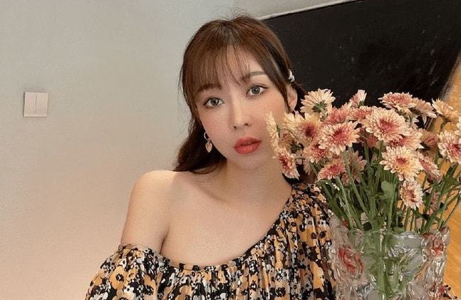 田田小阿姨:出入顶级富人区,靠沙雕爆火出圈,自封京城第一名媛