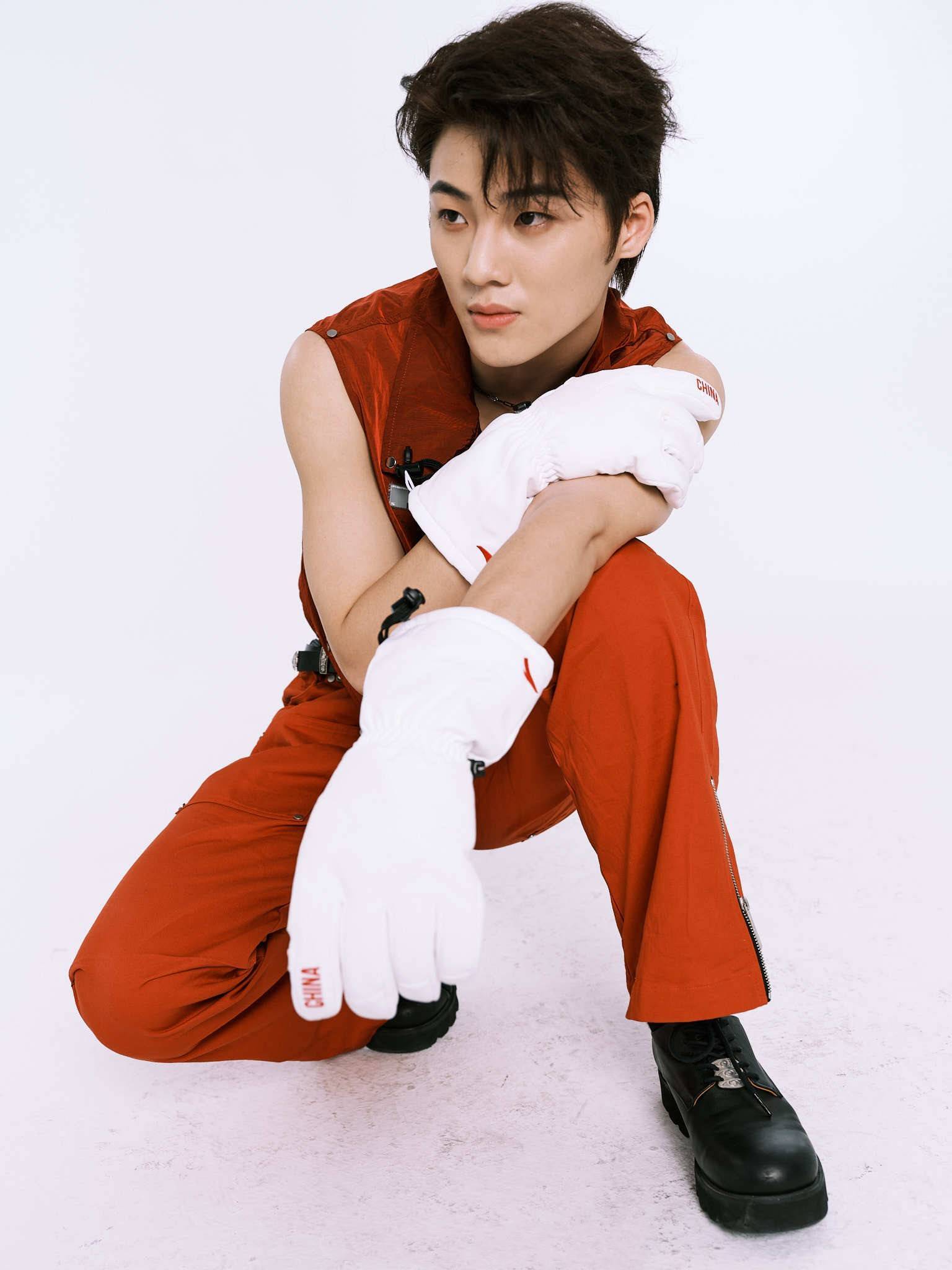 盘点影视歌三栖全才明星艺人俞更寅个人主页相册那些经典写真剧照