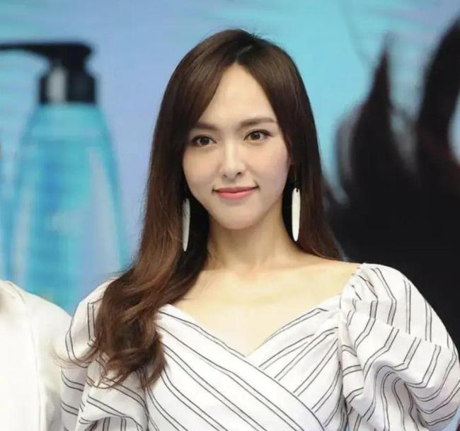 罗晋请客卡里却没钱,打电话找唐嫣要钱忘关麦,对话内容太搞笑了