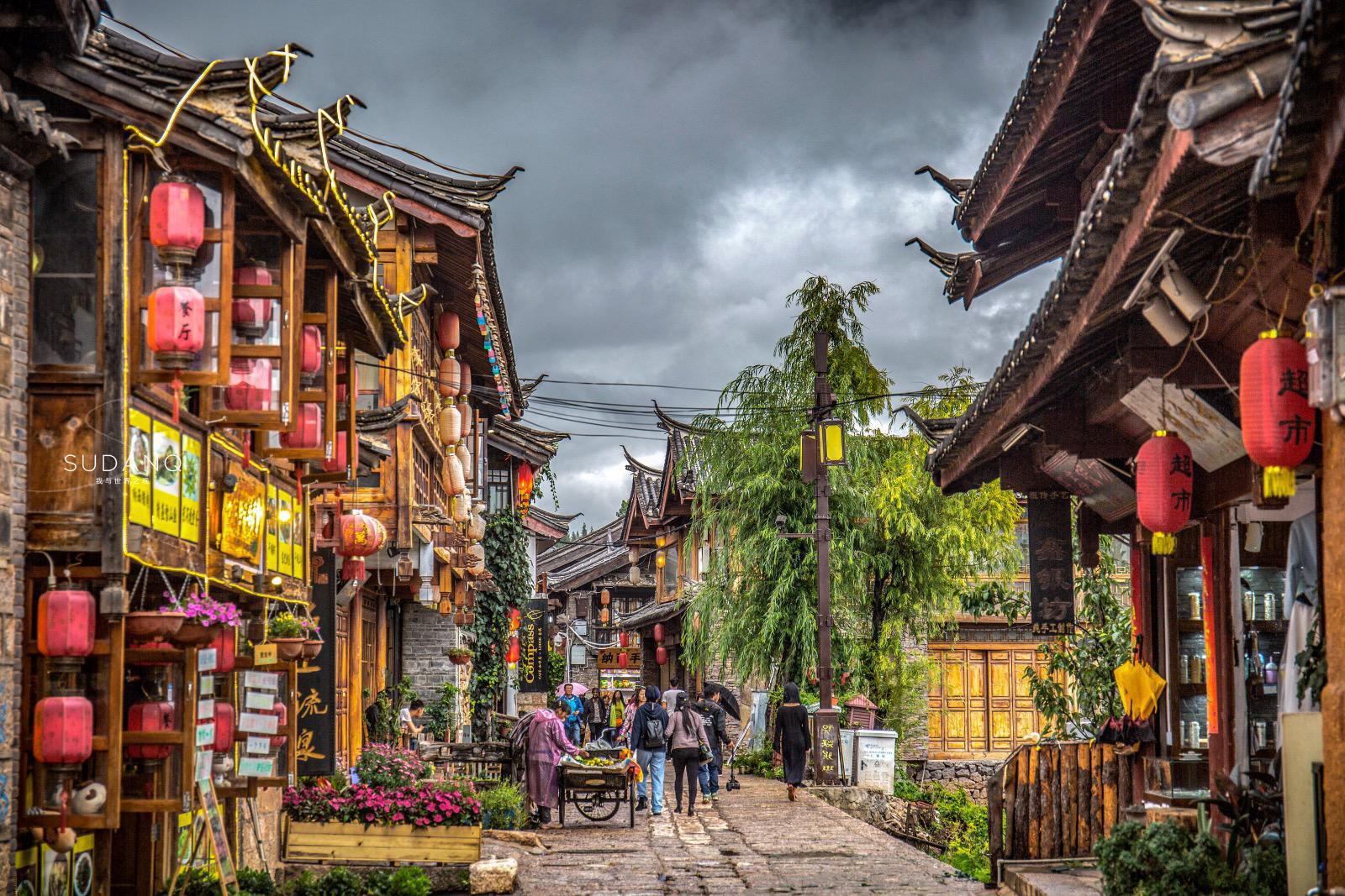 丽江的束河古镇:是个适合漫步,发呆,体验慢生活的好地方