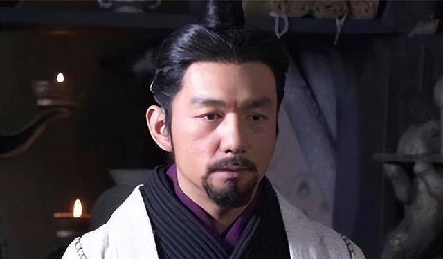 栾盈与齐庄公策划返晋杀害士匄,最终却功亏一篑,栾氏被灭