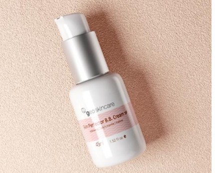 好用的平价隔离霜:纽西之谜隔离霜