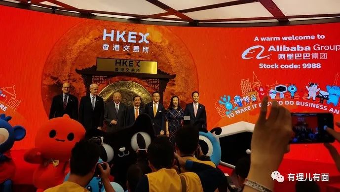 推荐为何说香港问题是政治问题不是经济问题？这几个例子一看就明白了