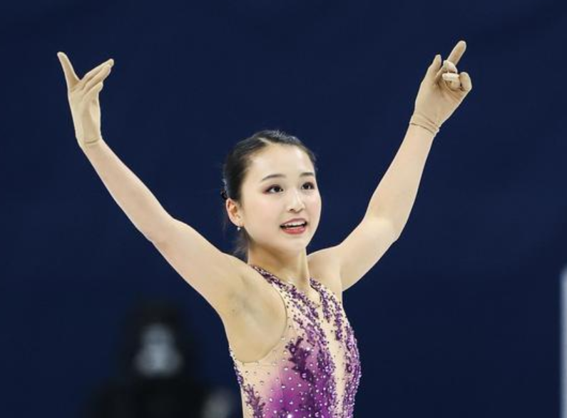 回顾:退还美国籍,不惧美威逼利诱毅然回国,全美冠军