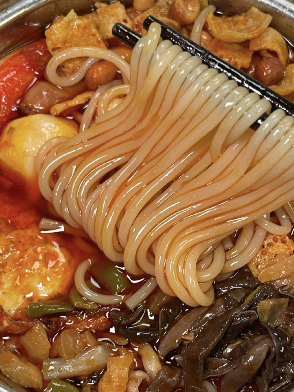 豪华版螺蛳粉,让我欲罢不能!