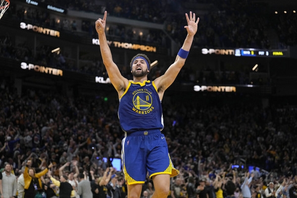 安德森重回勇士!男篮归化库里小儿子?老詹经纪人拿库里举例!