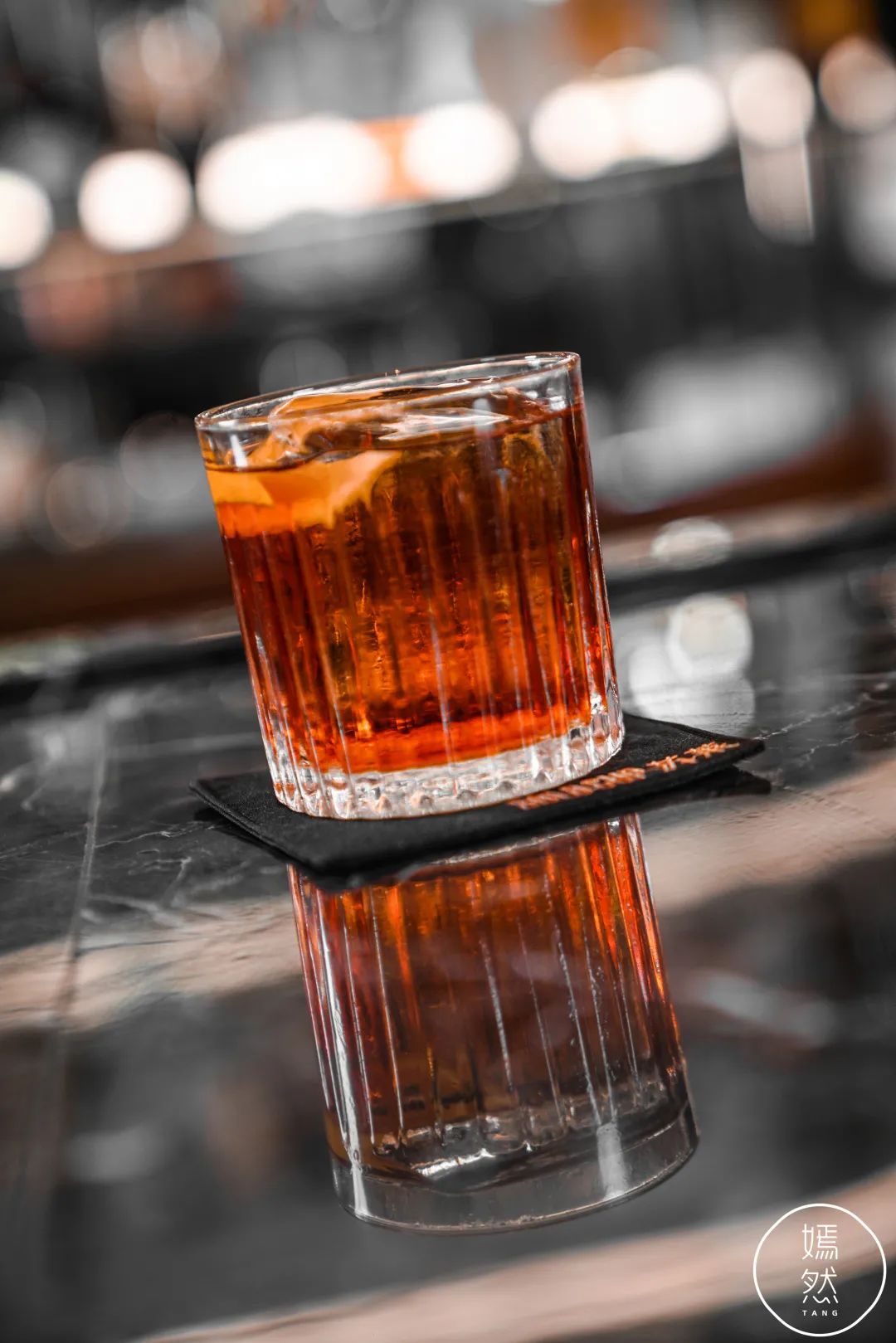 咦,以前在中心广场很火的鸡尾酒吧,变了?