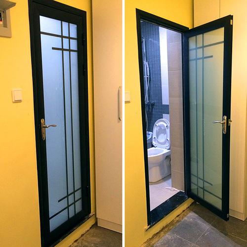 卫生间的门是单包还是双包,关乎各自的口味和喜好而定