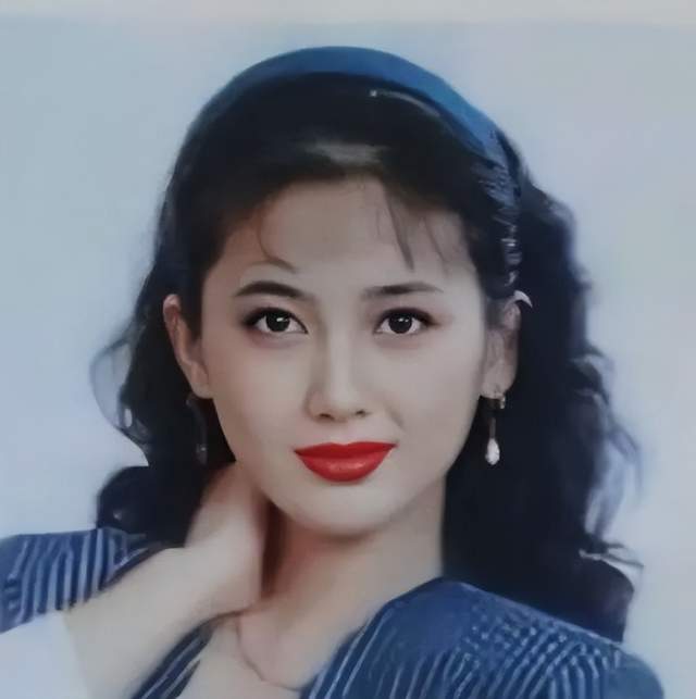 "最美苏麻喇姑"朱娜:为爱放弃演员事业,拿出积蓄供沙宝亮唱歌