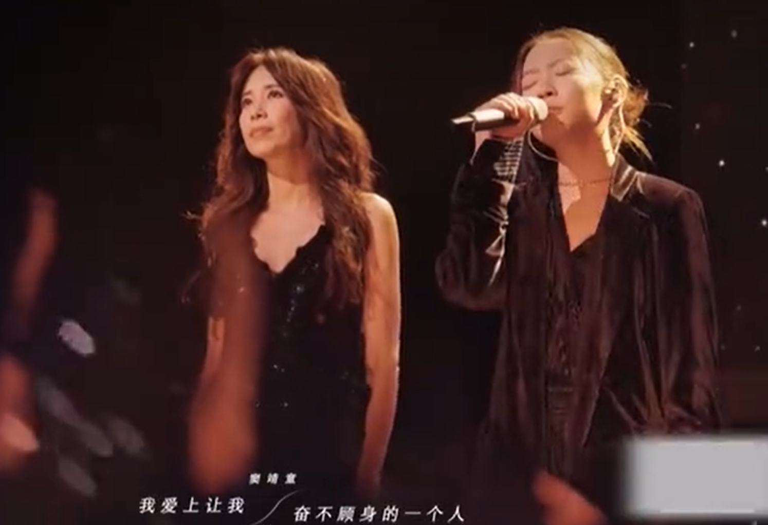 退学少女窦靖童:唱歌演戏都行!王菲是离婚家庭教育孩子的天花板