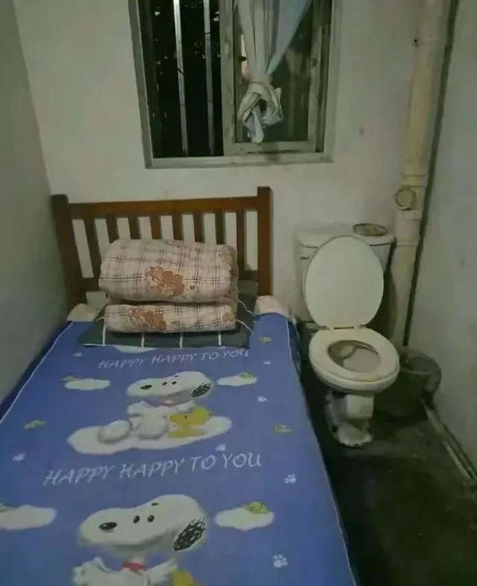 1张被刷屏的深圳某2平米出租屋照片,撕开了多少城市打工人的体面