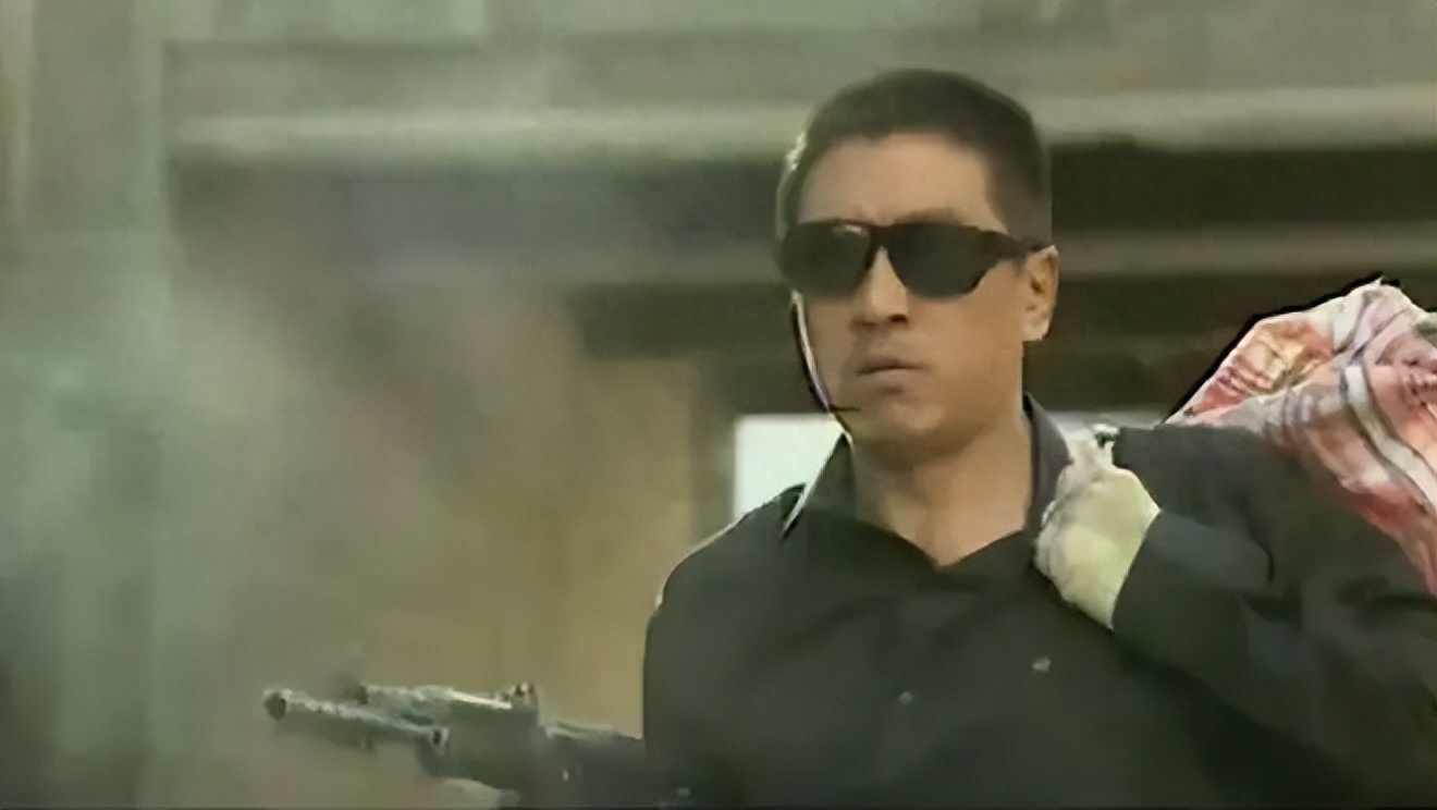 1998年白宝山被判死刑后,情人谢宗芬获刑12年,48岁出狱再赴新疆