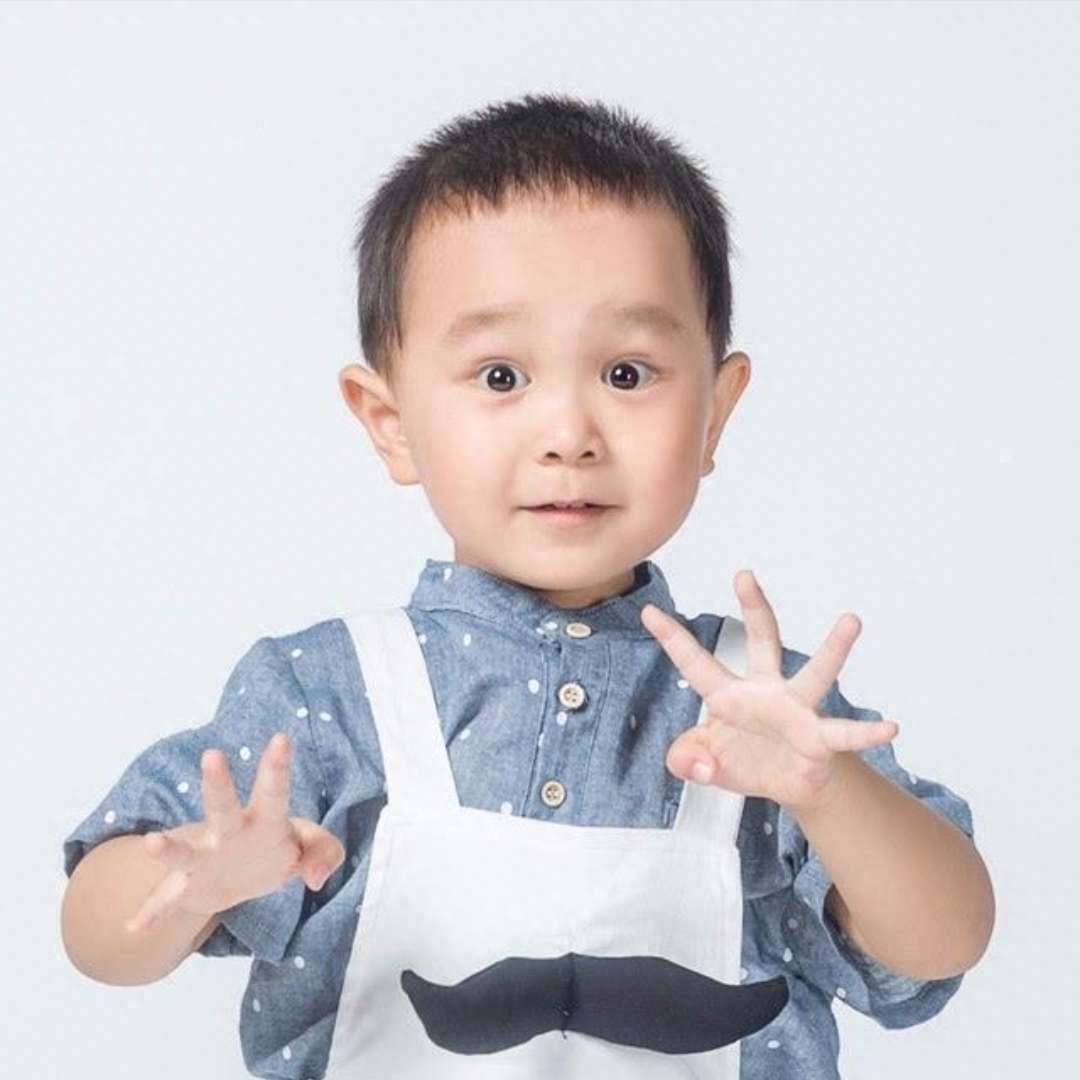 回顾神童王恒屹3岁认识3000字6岁夺央视冠军网友下一个方仲永