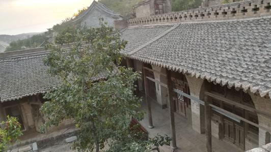 吕梁的一座古村,素有"山区小北京"的美称,地下通道布满全村