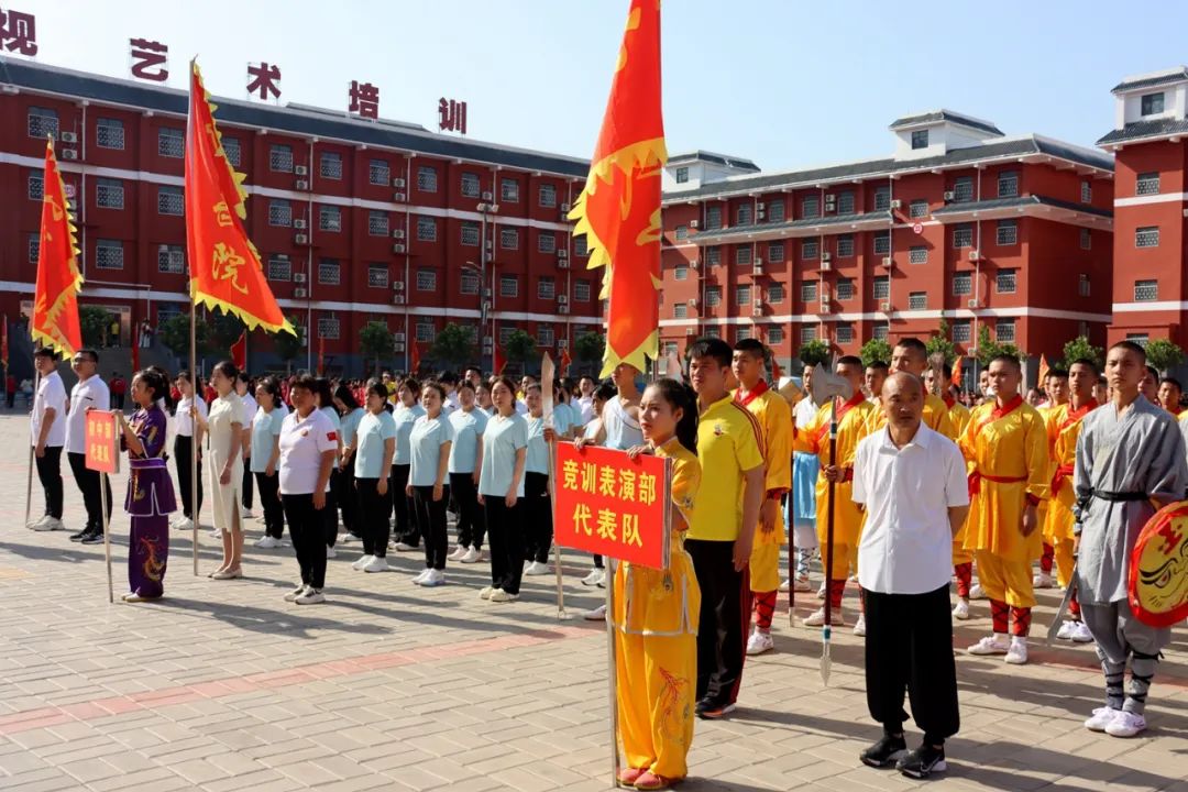 少林小龙武校的资料图片