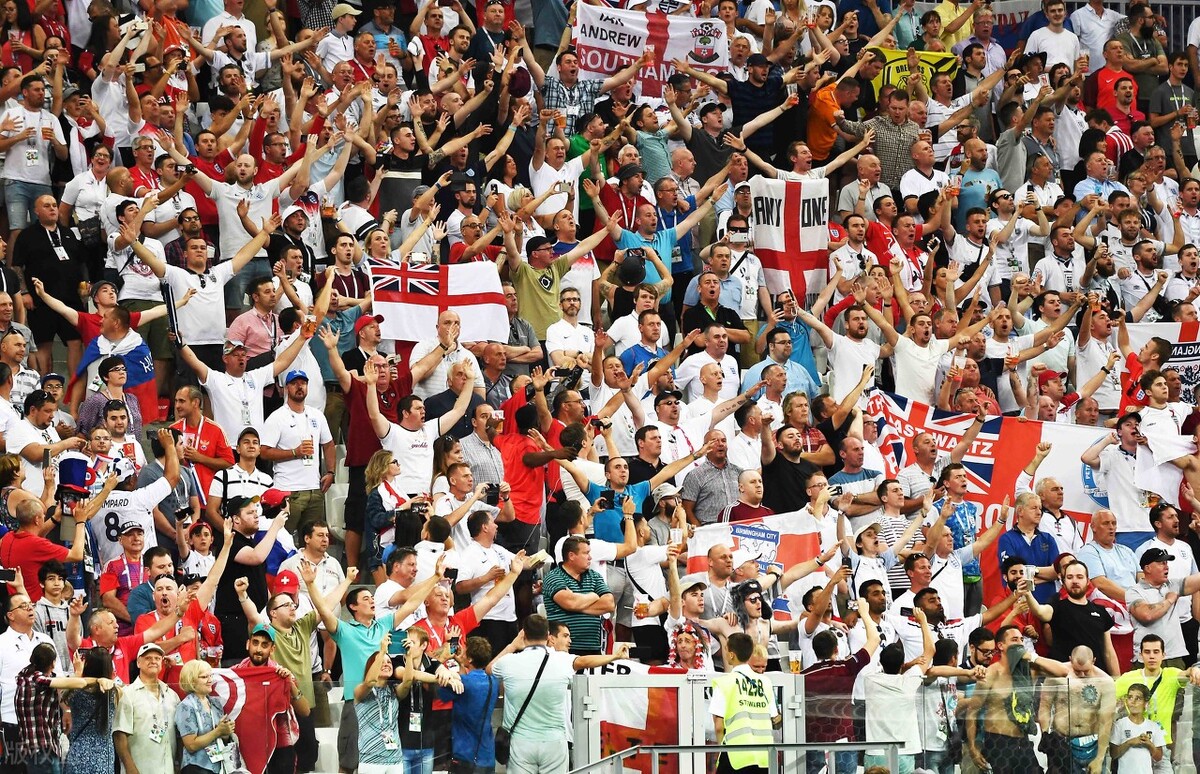 英格兰球迷的狂热举世皆知
