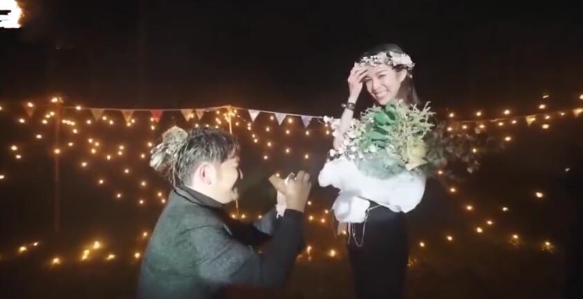 林柏昇求婚成功,并公开了求婚影片,圈外女友颜值超高不输许维恩