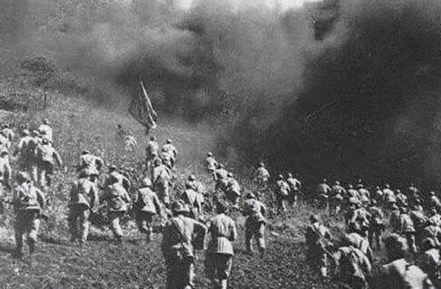 军队一打仗马上占领高地,要是被围攻咋办?