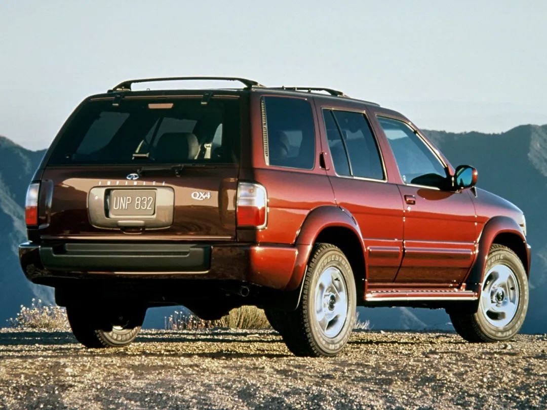 英菲尼迪qx4 丨 品牌首款suv,探路者高级版/infiniti qx4 jr50