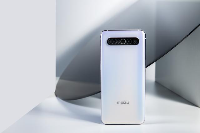 魅族18真机海报,外观复刻三星s21,标配2k曲面屏