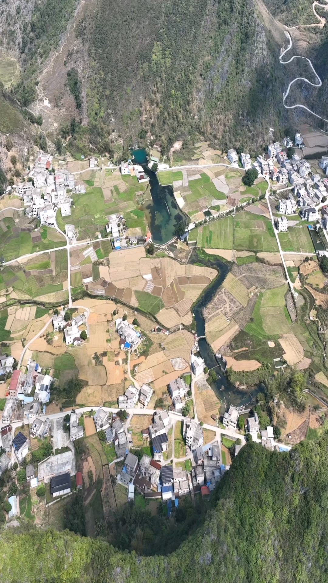 广西河池都安县太阳天窗 #航拍家乡