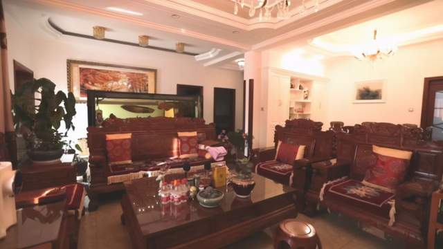 黄继宗:本来要提拔我,听说被省纪委拦下了,赶紧让妻子搬空别墅