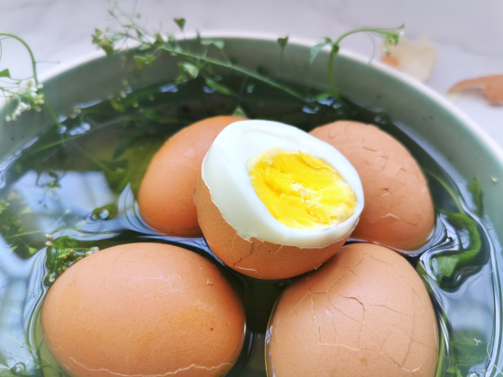 胆囊炎患者可以吃鸡蛋吗?提示:真正不宜食用的或是这四种食物