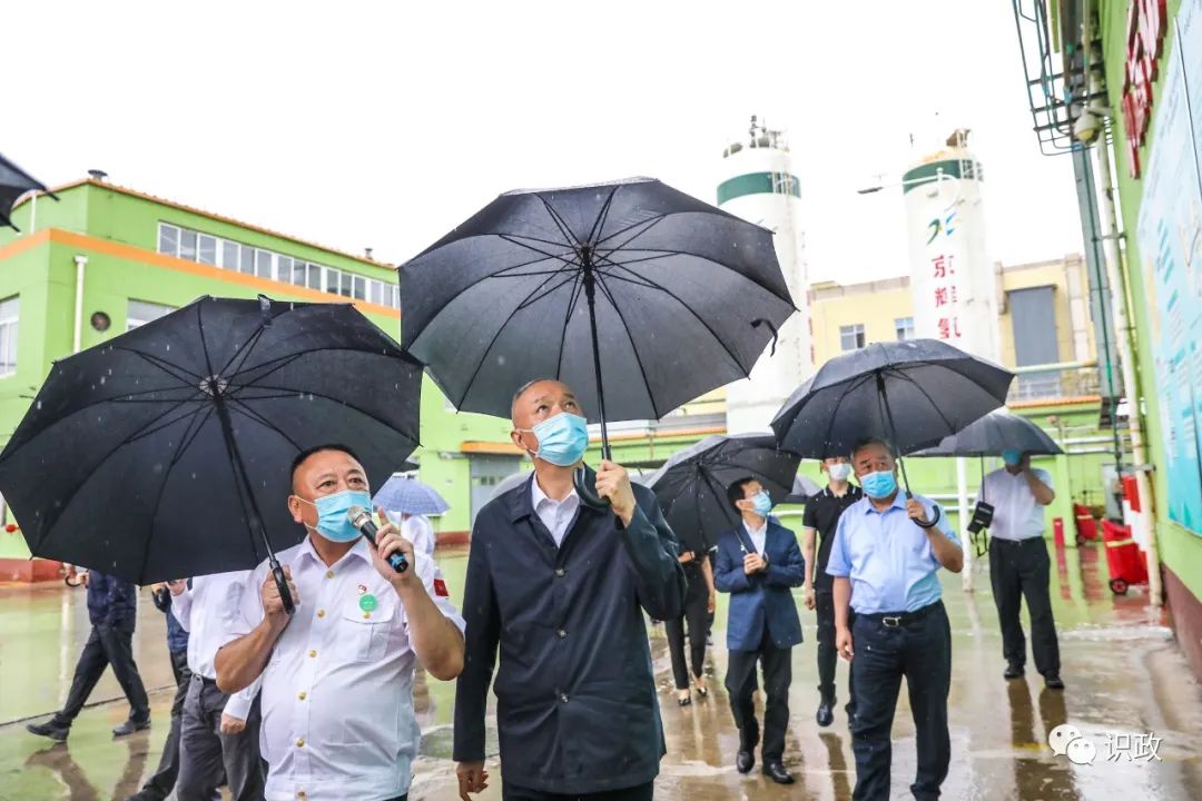 蔡奇|蔡奇冒雨到房山区调研，强调要坚持厚积薄发稳健发展