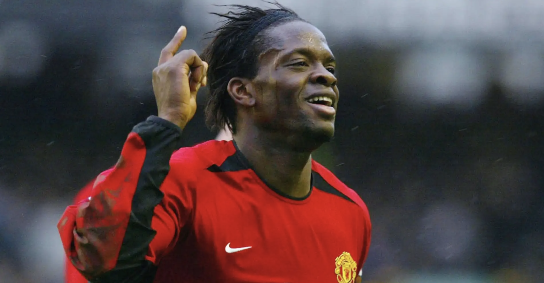 前曼联前锋萨哈:滕哈格公开批评桑乔安全是没有必要的行为