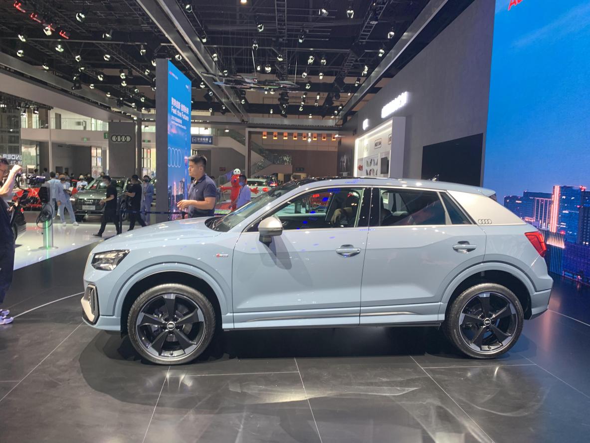 售22.88万元起,成都车展实拍全新奥迪q2l,外观更具质感