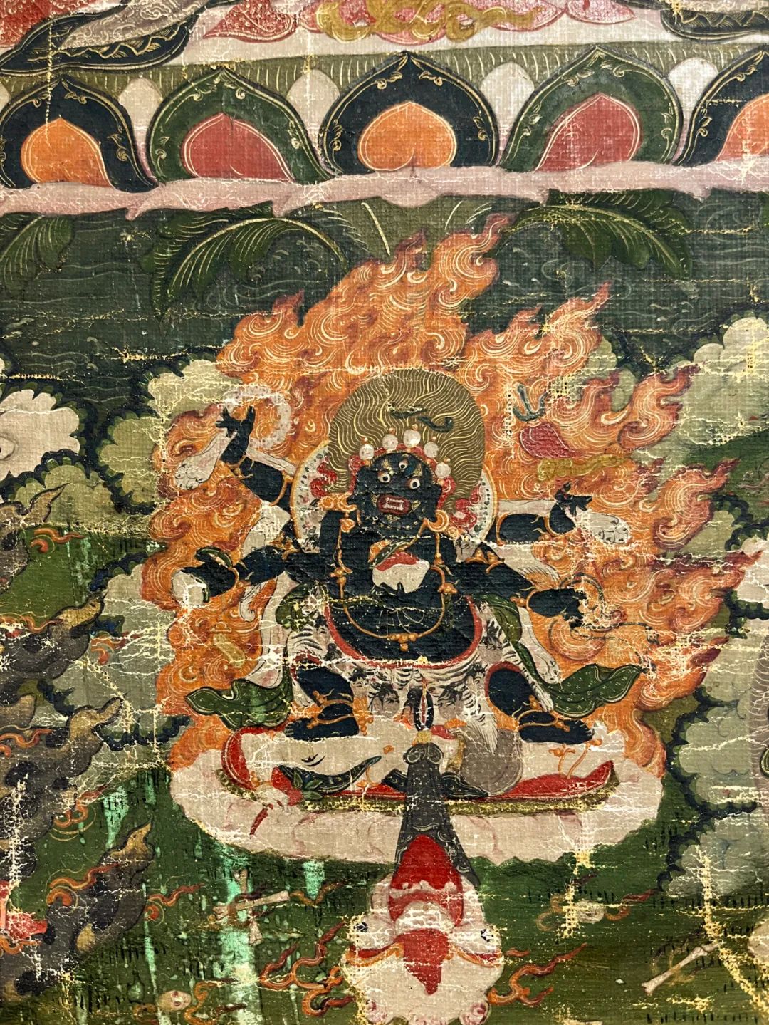 北京雍和宫风格《红黄文殊与八大菩萨》唐卡赏析