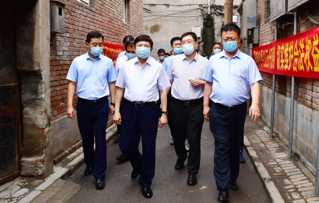 邢国辉调研检查民心工程和城区防汛工作