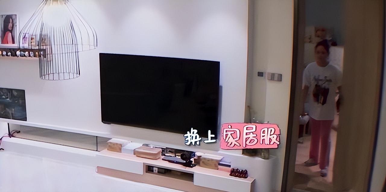 陈乔恩的豪宅火了,全屋精致奢华,一尘不染,幸福的模样藏不住!