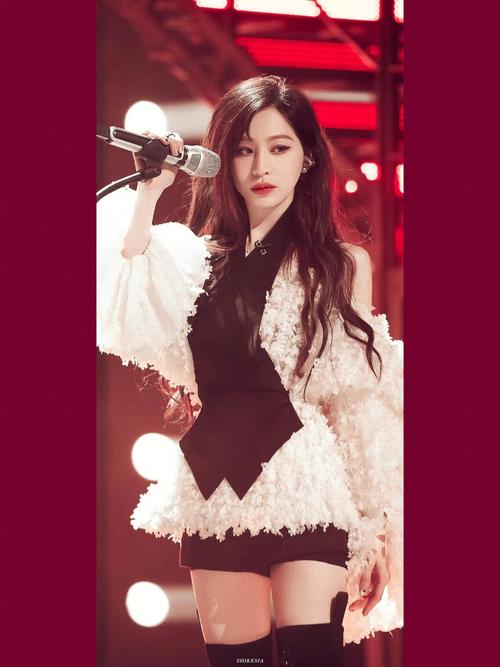 王心凌自曝体重仅有28kg!因工作忙忘吃饭,身体状况引担忧!